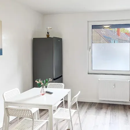 Apartment T&k - Zentrum - 1 And 2 20min To Fair Dus