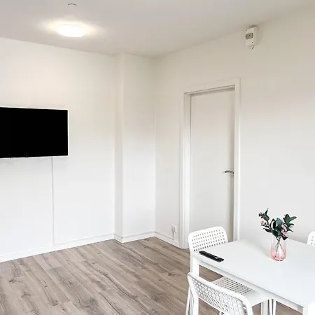 Apartmán T&k - Zentrum - 1 And 2 20min To Fair Dus *